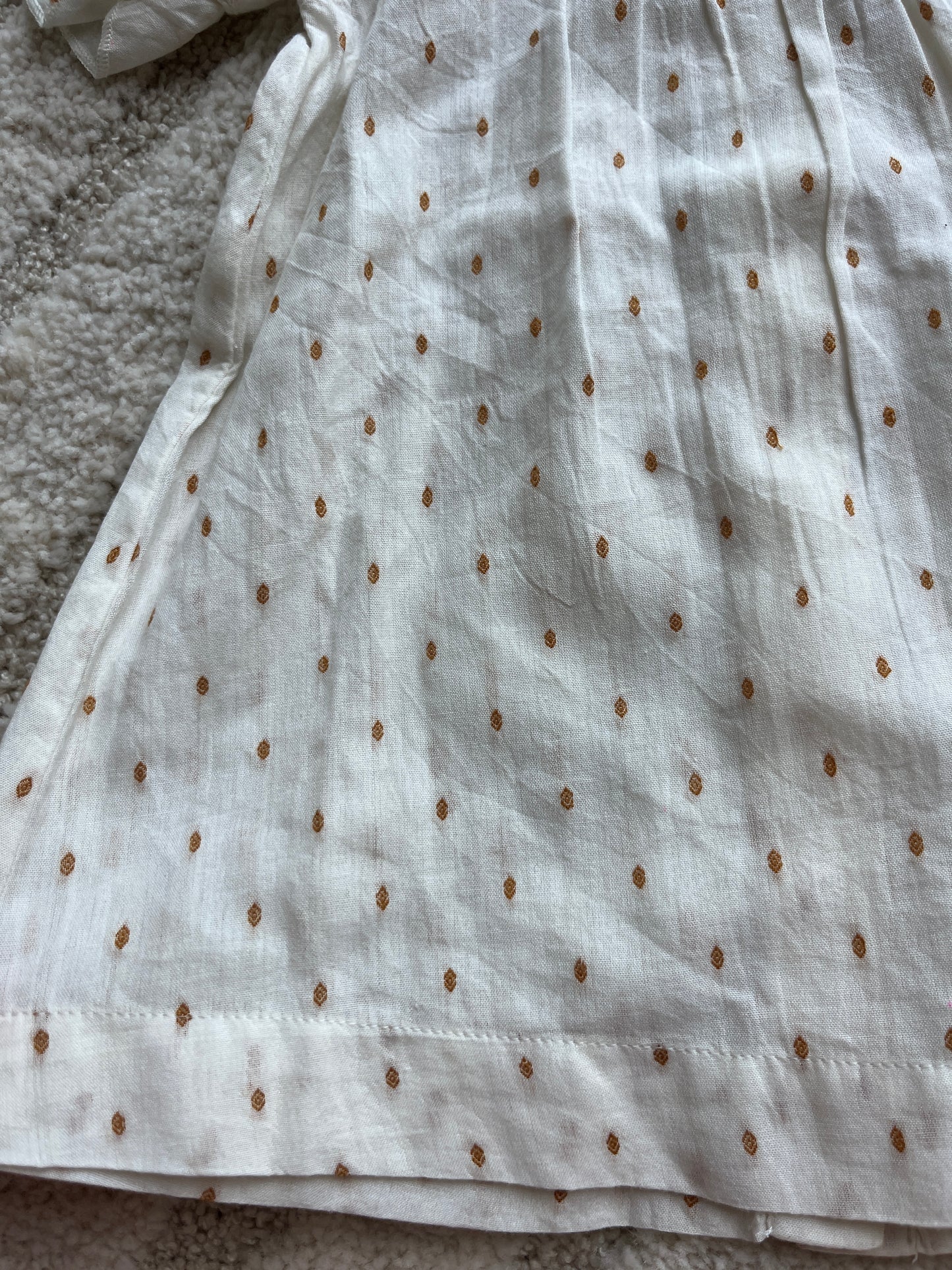 Robe à manches courtes crème et détails moutarde NEUF Cyrillus - 3 mois