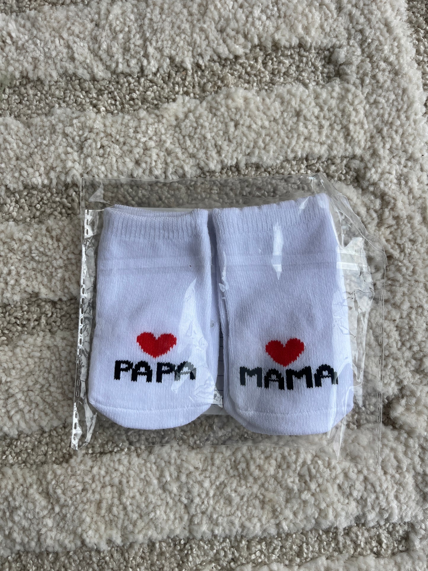 Lot 2 paires de chaussettes « papa » et « mama » NEUF - 0/6 mois