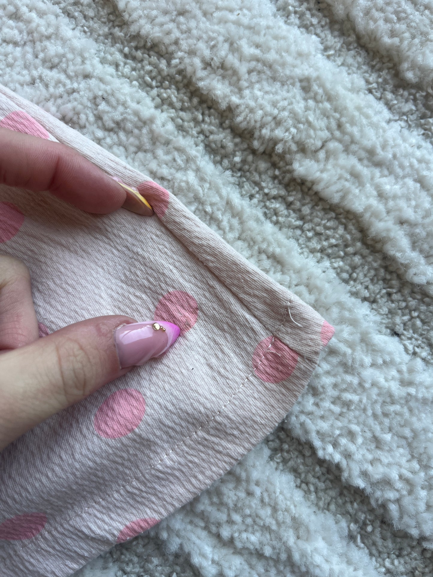 Robe sans manches beige à pois rose et dos nu - 4 ans