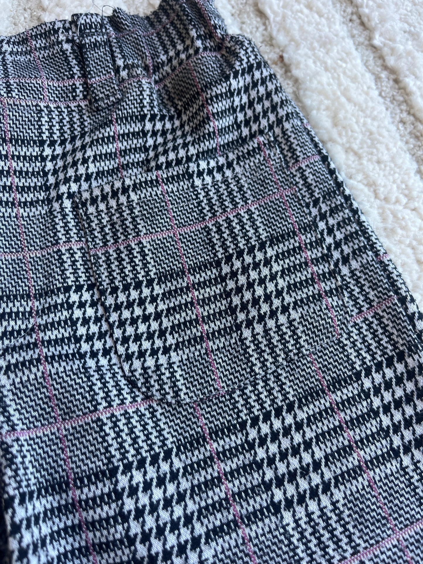 Pantalon droit à carreaux et avec ourlets - 6/7 ans (122 cm)