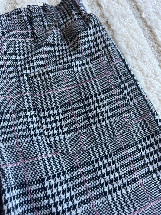 Pantalon droit à carreaux et avec ourlets - 6/7 ans (122 cm)