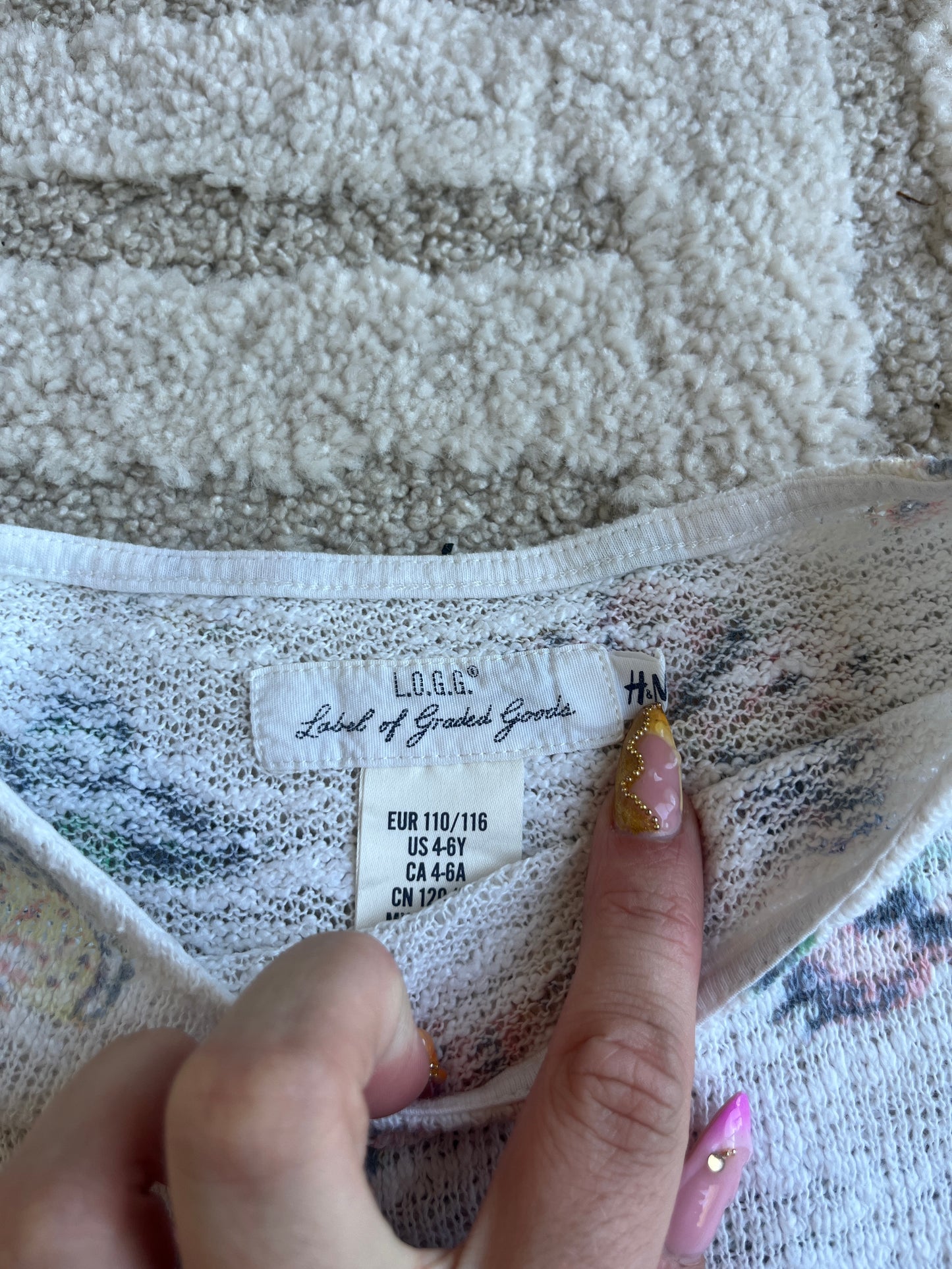 Pull léger en maille blanc motifs papillons H&M - 110/116 cm