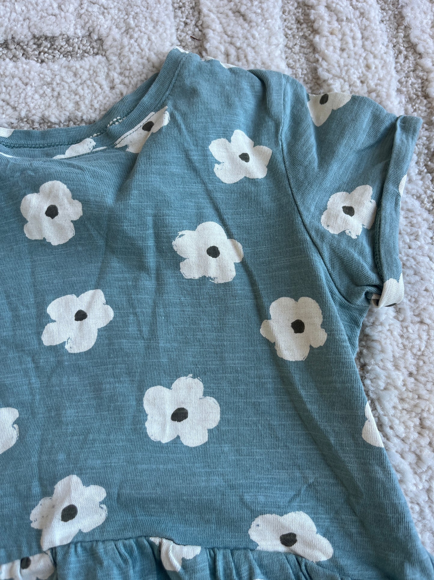 Robe à manches courtes verte motifs marguerites Vertbaudet - 6 ans