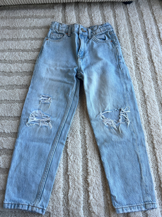 Jean mom bleu clair troué - 7/8 ans (128 cm)
