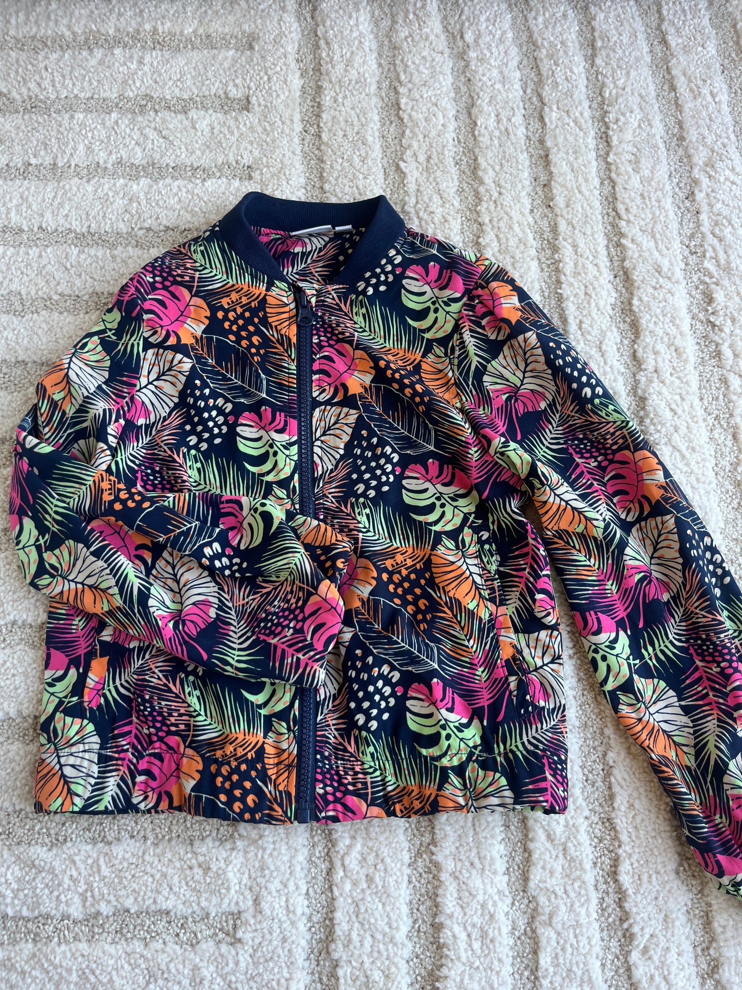 Veste légère à zip motifs feuilles colorées - 7/8 ans (122/128 cm)