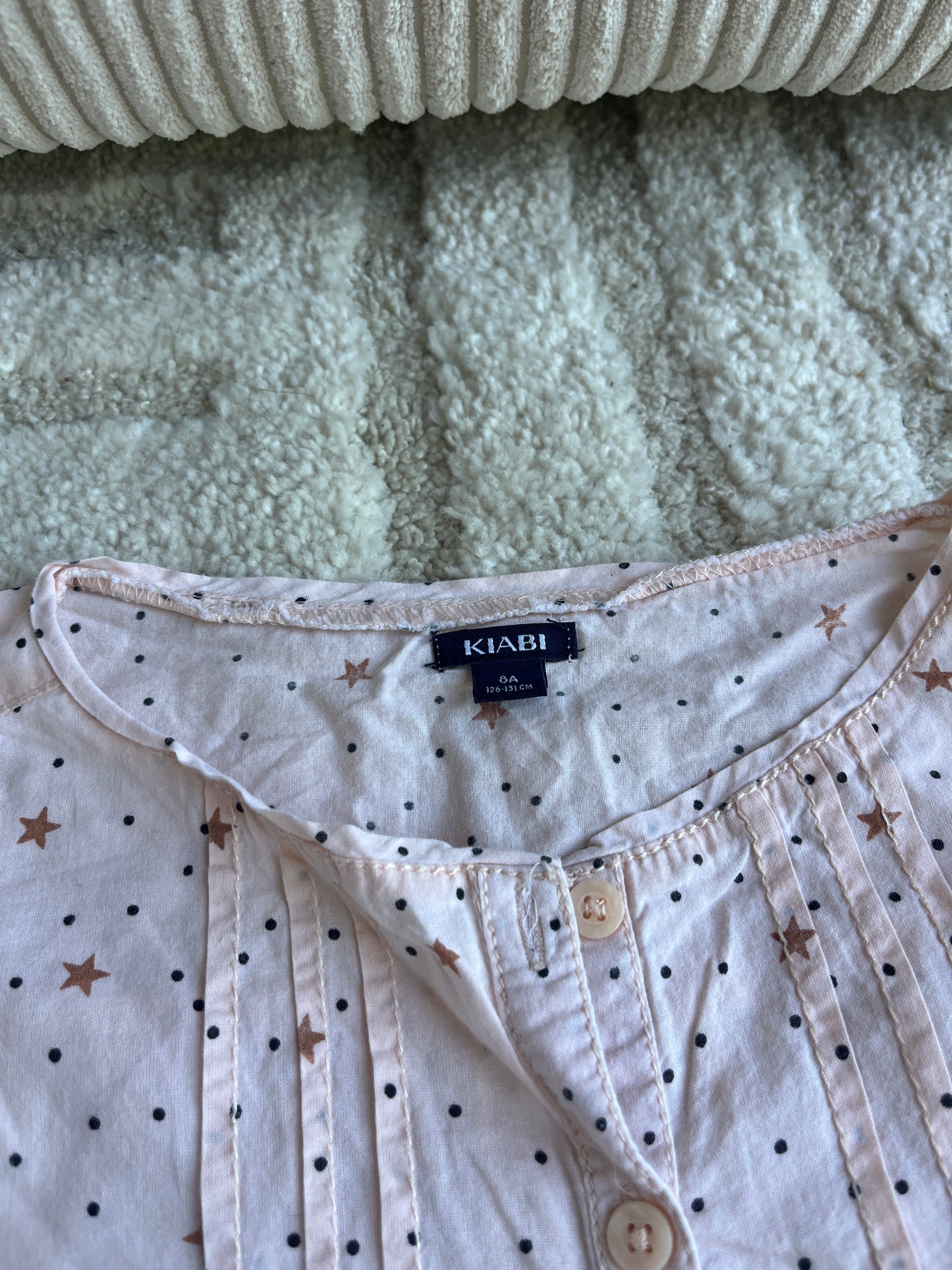 Chemise à manches longues rose motifs pois noirs et étoiles - 8 ans