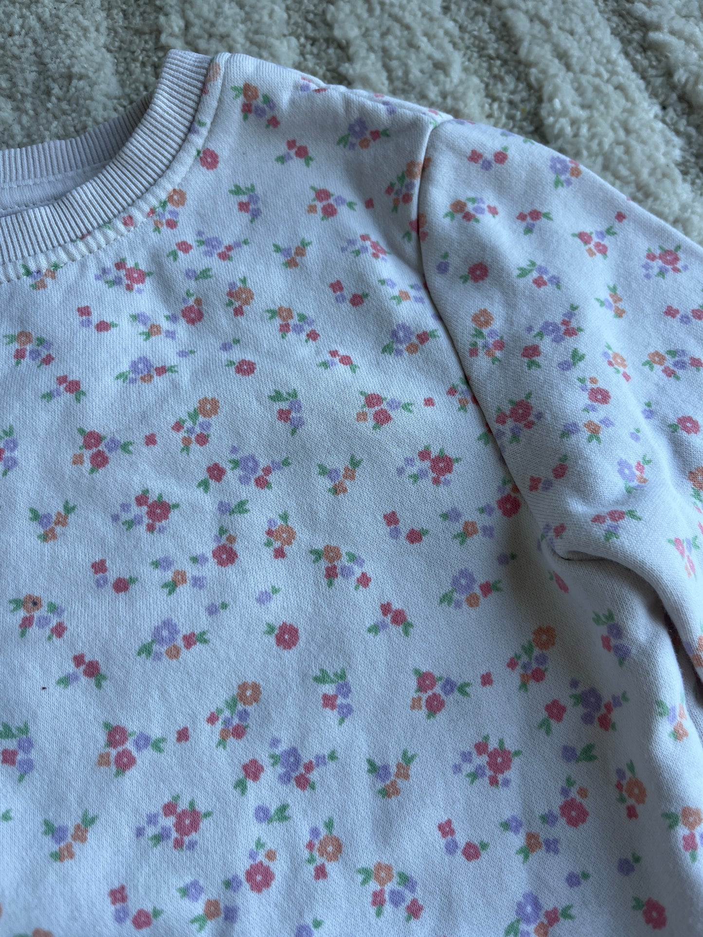 Sweat à manches longues crème motifs fleurs molletonné - 8 ans