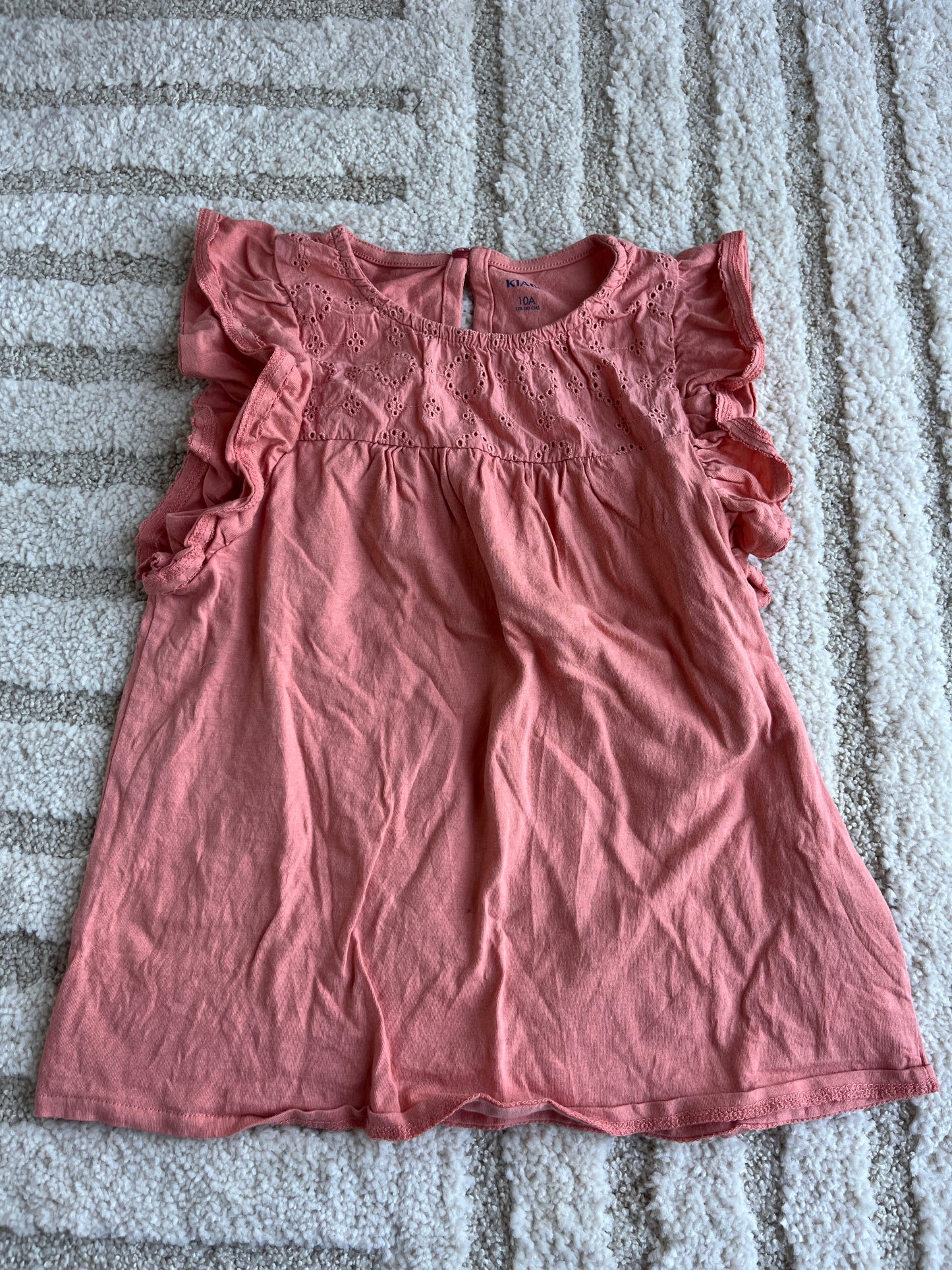 T-shirt sans manches volantées avec broderies rose poudré - 10 ans