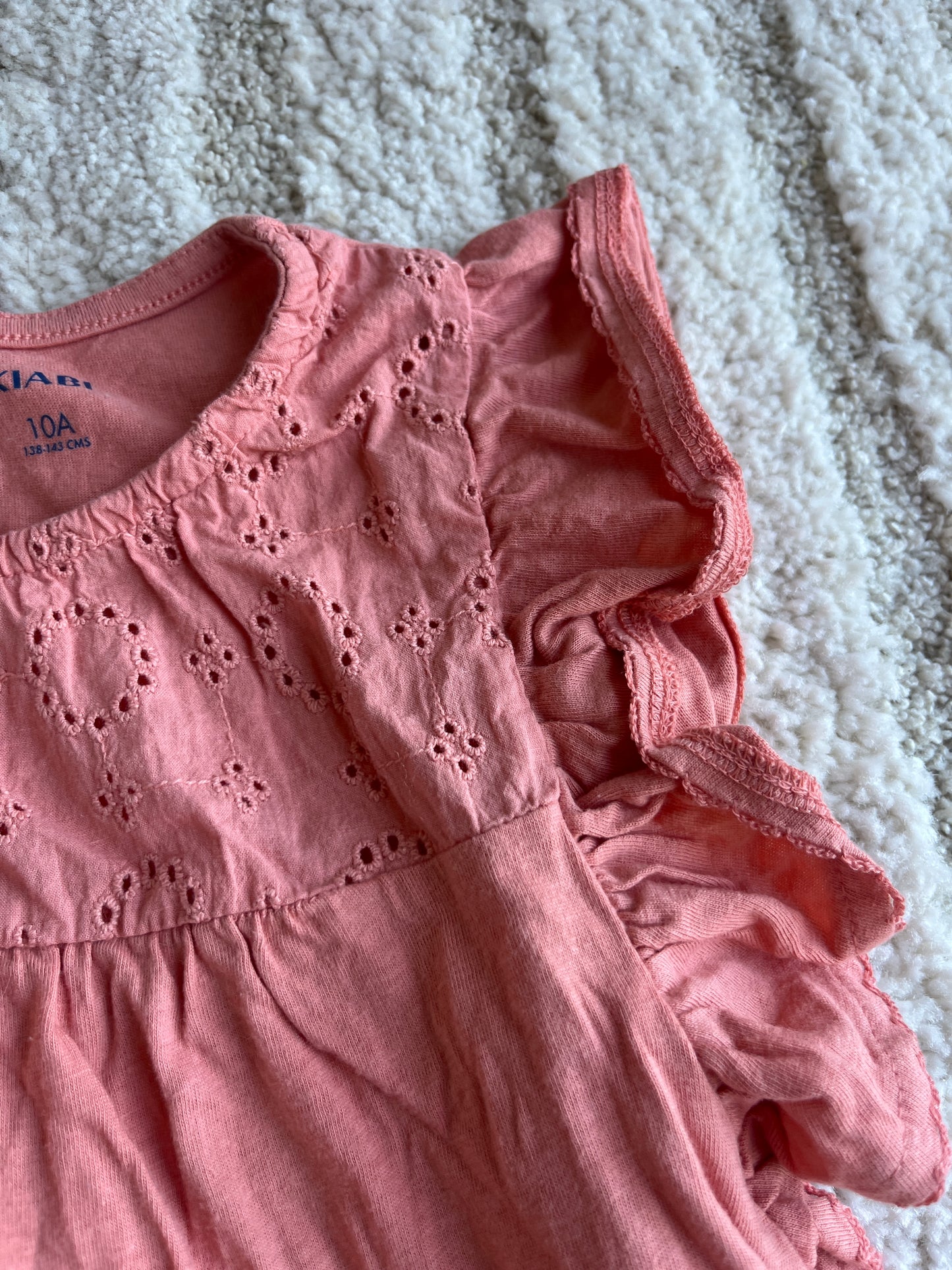 T-shirt sans manches volantées avec broderies rose poudré - 10 ans