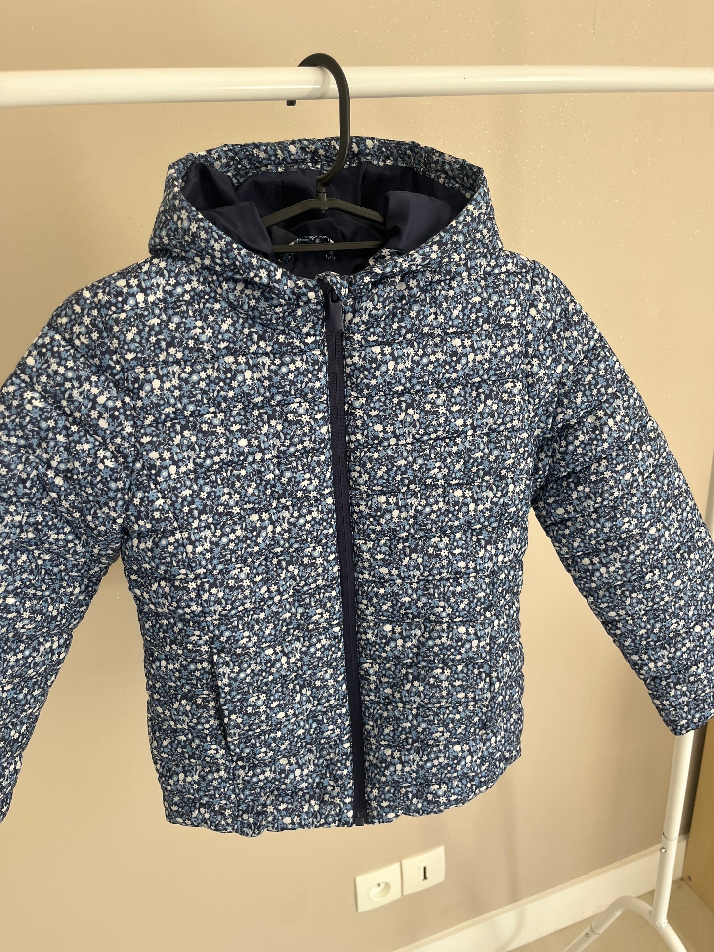 Doudoune matelassée bleue à fleurs à capuches - 8 ans
