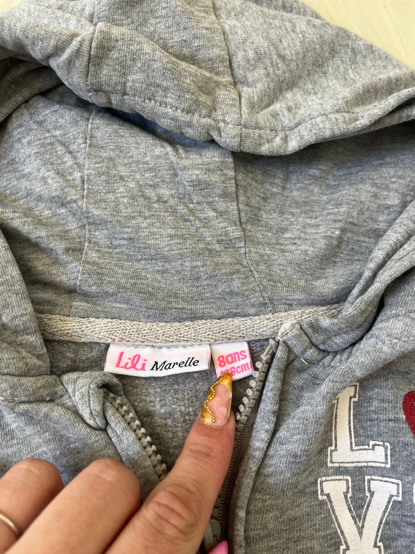 Gilet à manches longues zippée gris « Love » Lili Marelle - 8 ansi