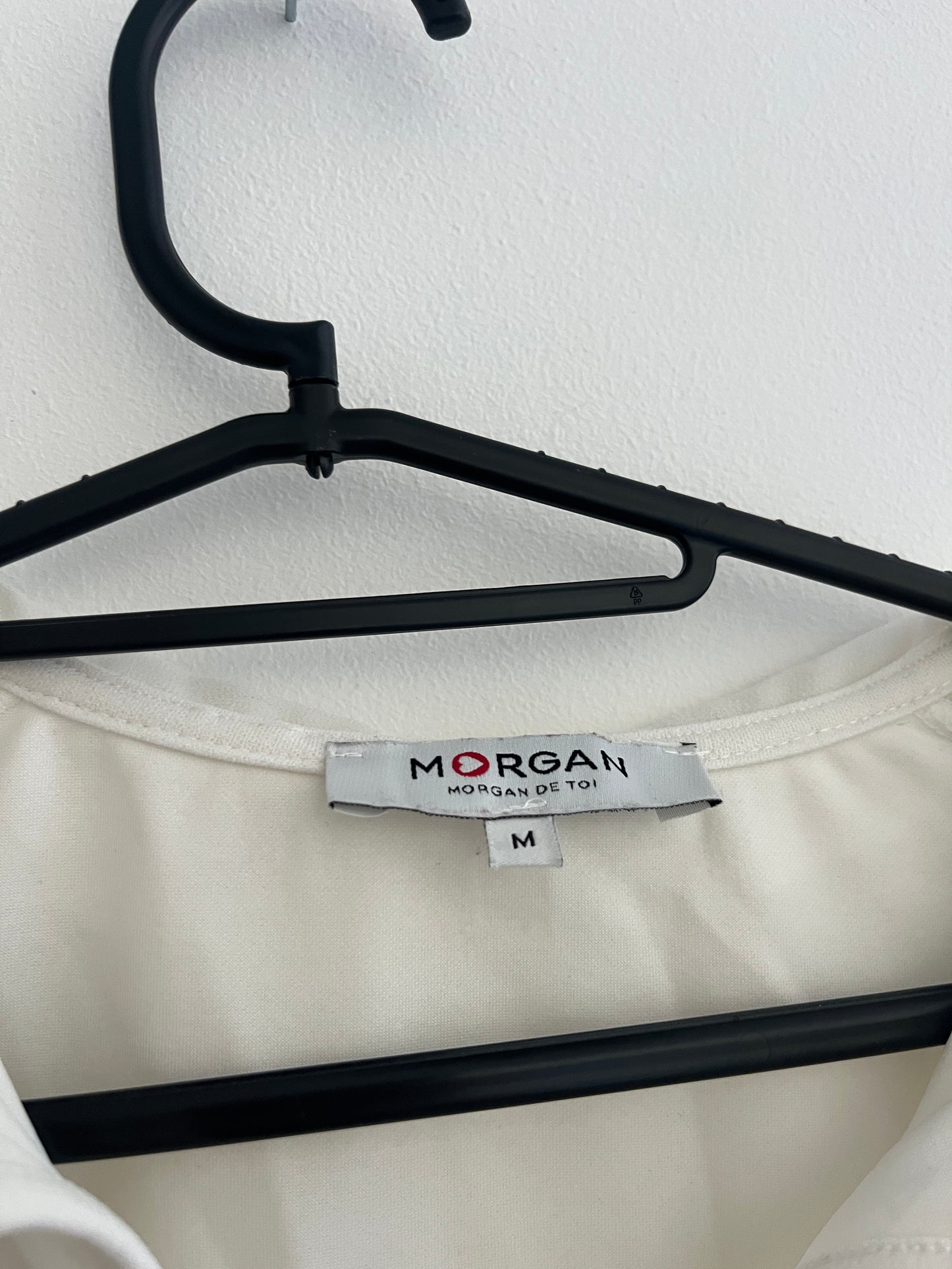 Top sans manches blancs avec perles noires Morgan - M