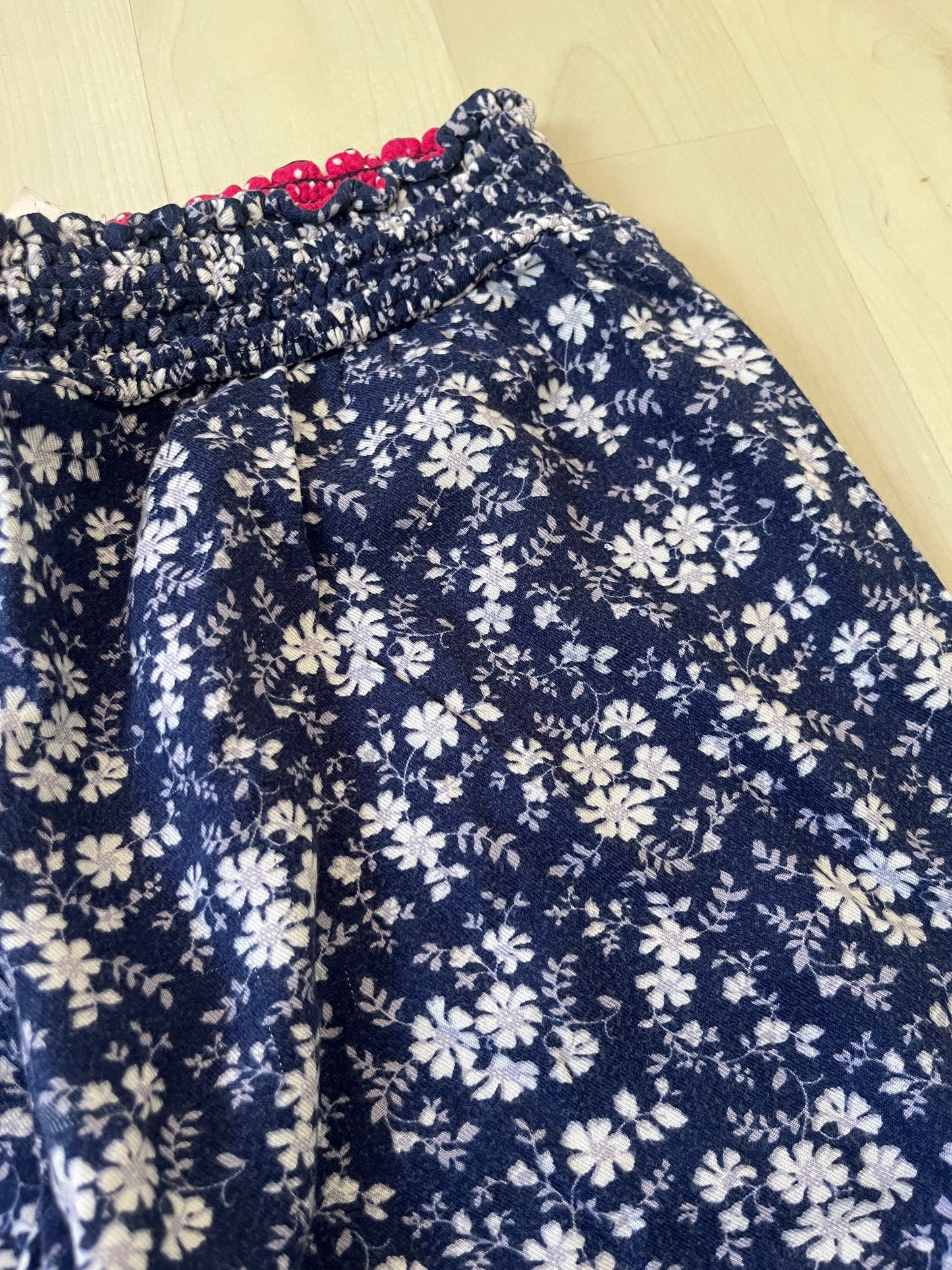 Pantalon fluide à fleurs bleues Etam - M