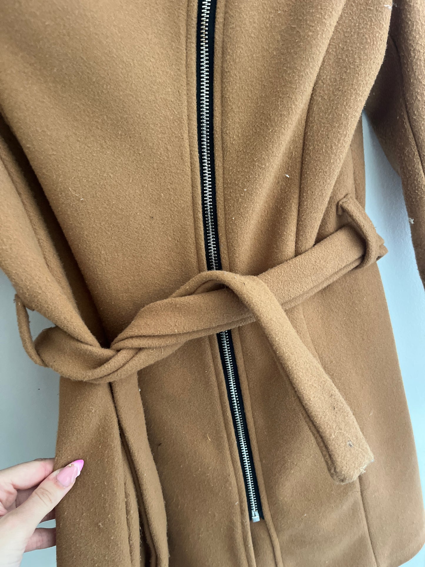 Manteau beige ceinturé et grand col New Collection - M