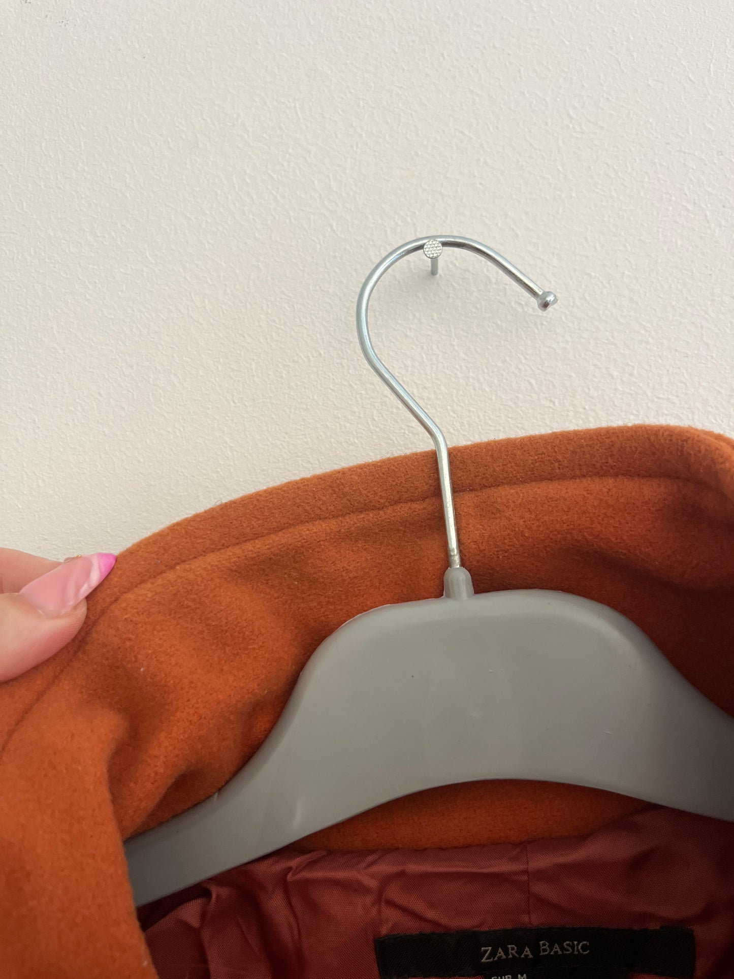 Manteau en velours ceinturé et boutonné orange Zara - M