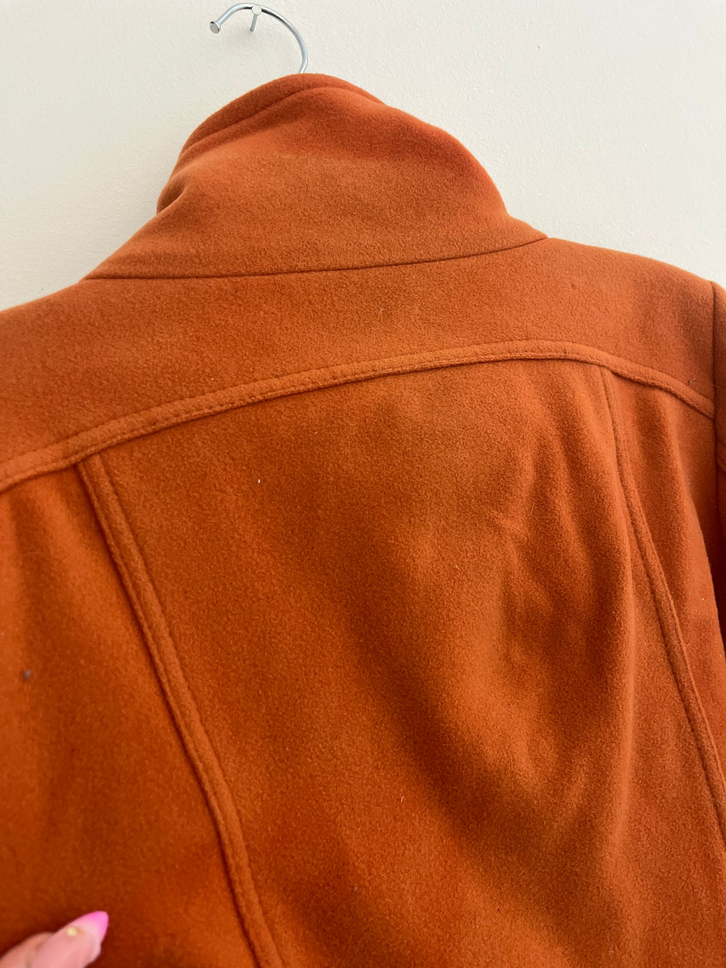 Manteau en velours ceinturé et boutonné orange Zara - M