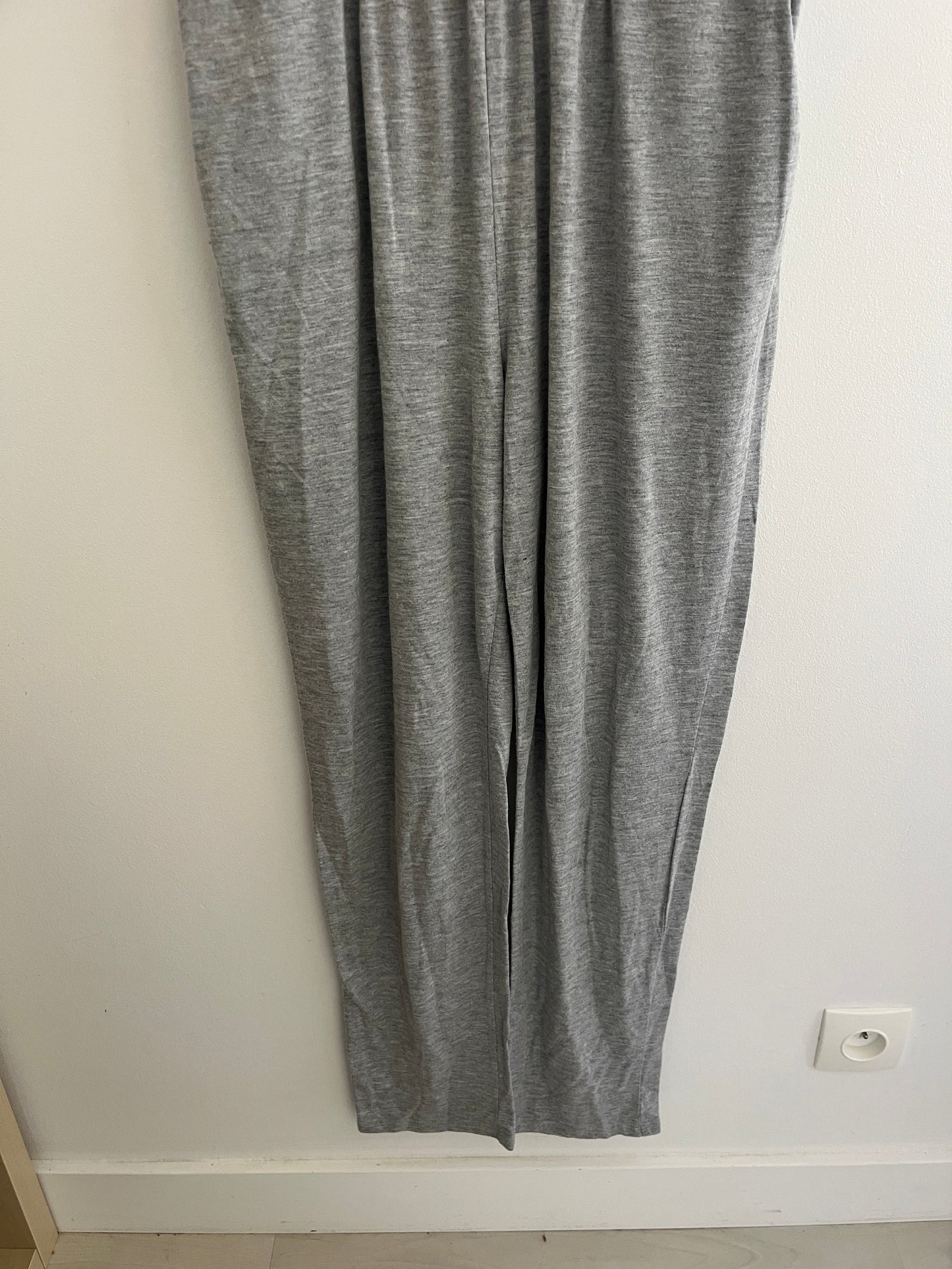 Combinaison pantalon confortable grise sans manches Esmara - 36/38