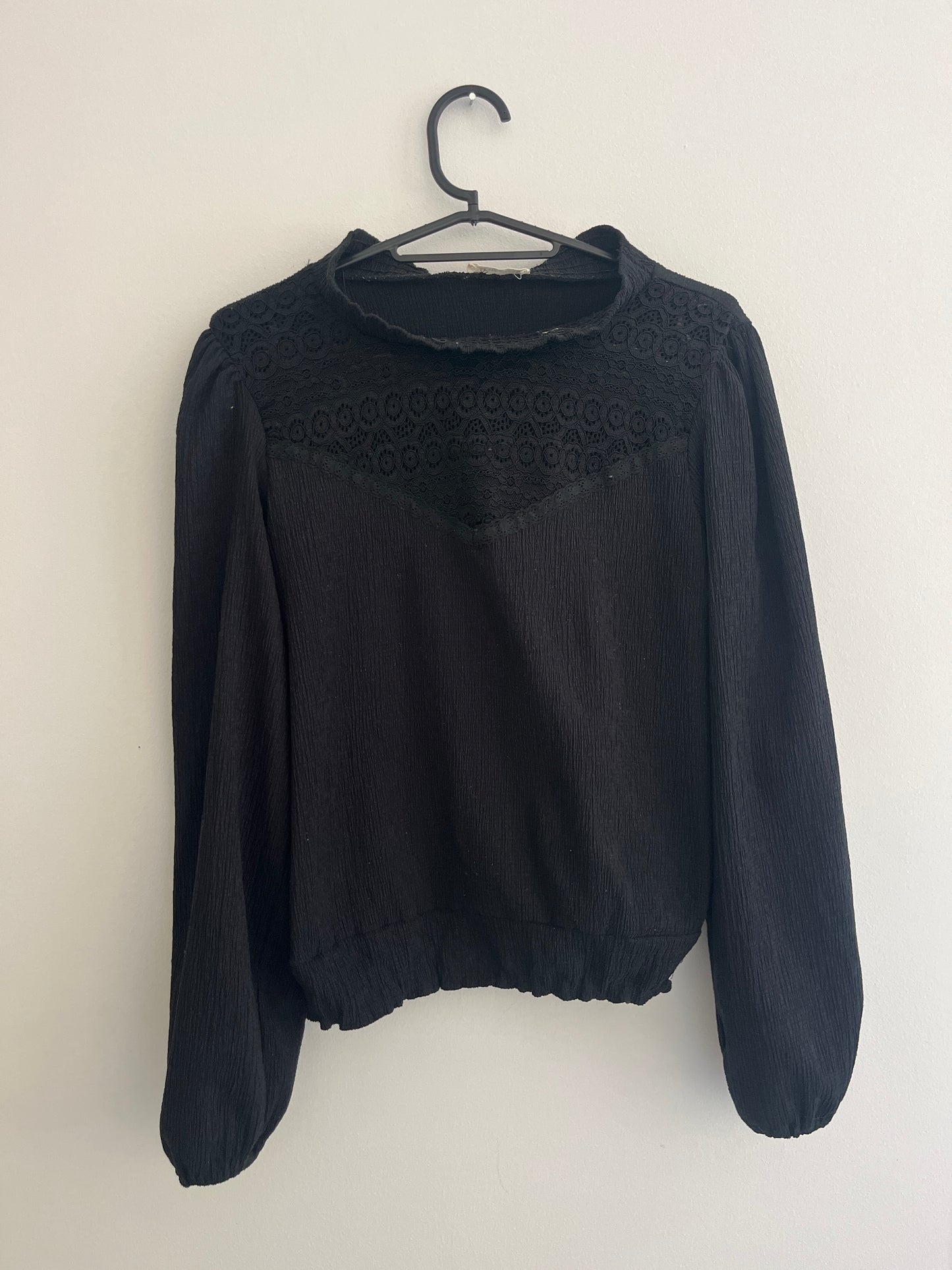 Pull en maille à manches longues noir et dentelle Cache Cache - S