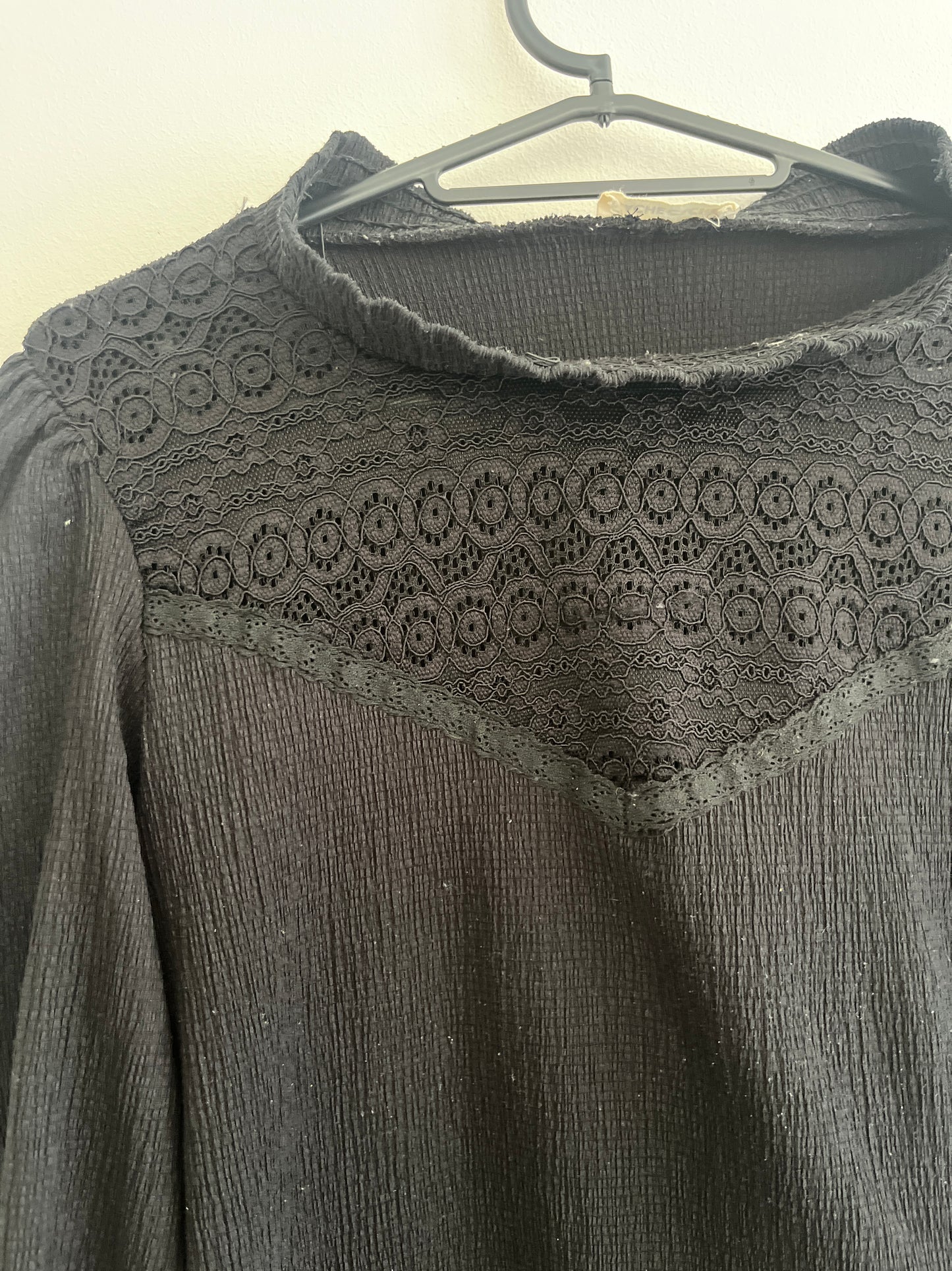 Pull en maille à manches longues noir et dentelle Cache Cache - S
