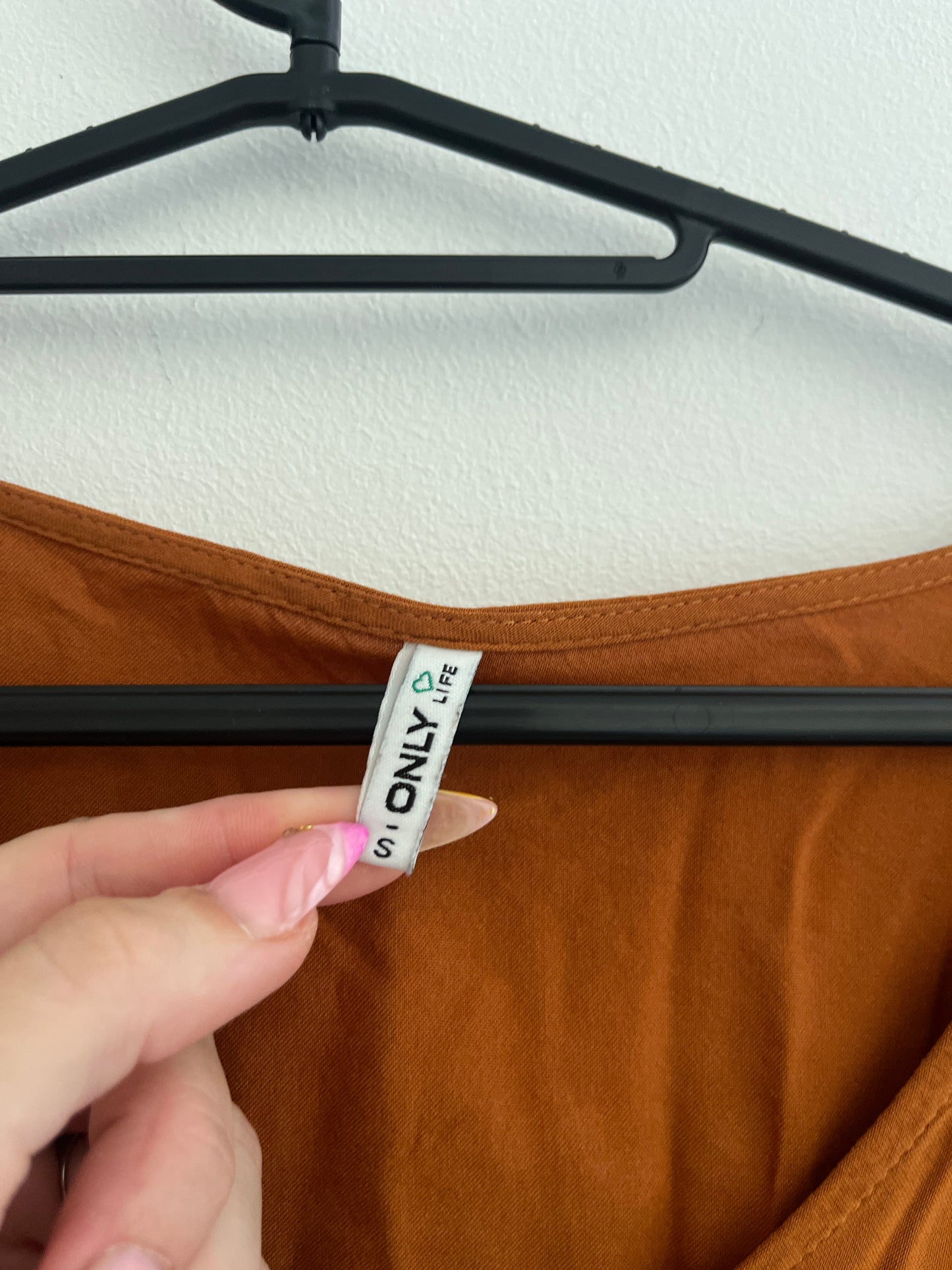 Blouse légère à manches longues camel avec noeud Only - S