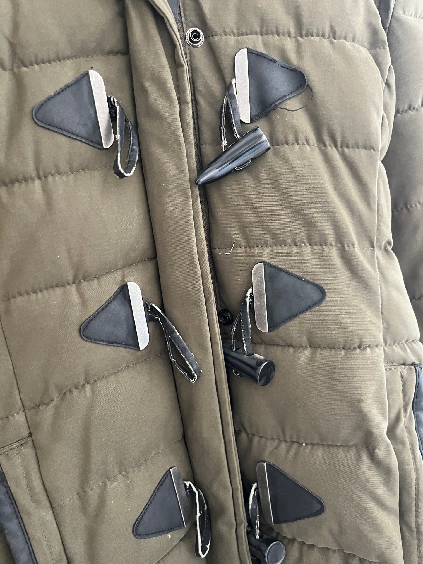 Manteau matelassé kaki avec capuche Superdry - S