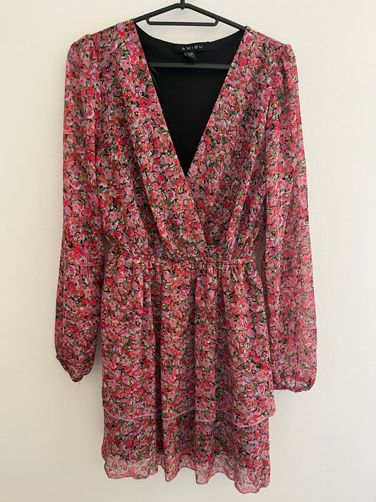 Robe courte à manches longues fleurie et détails dorés Amisu - 34