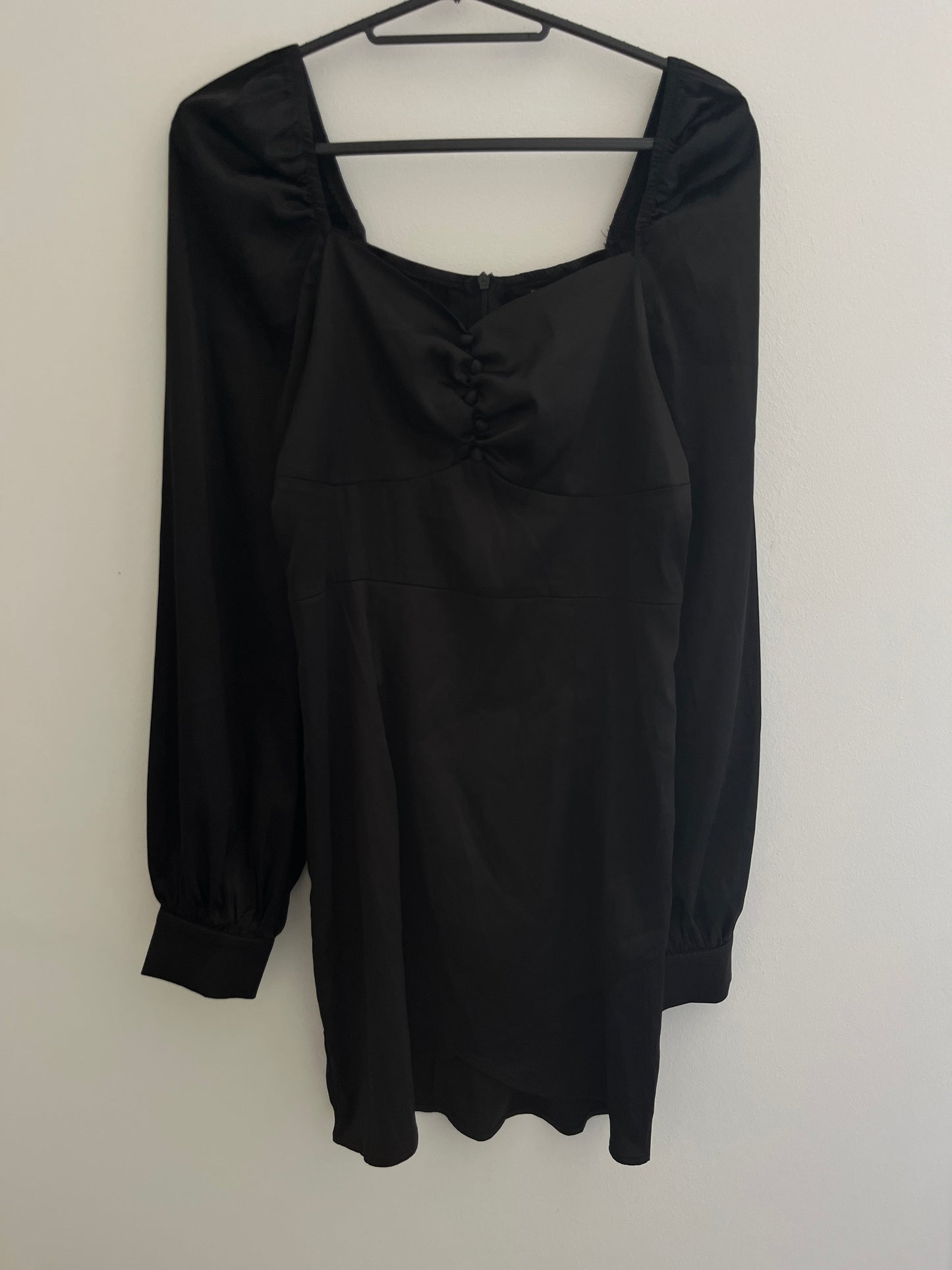 Robe à manches longues noire effet satiné - XS