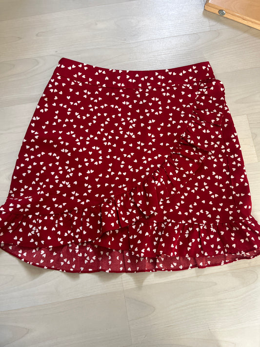 Jupe courte rouge motifs cœurs blancs effet volanté - XS