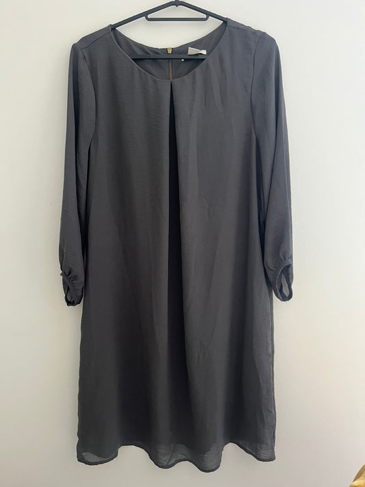 Robe mi-longue grise fluide H&M - 40