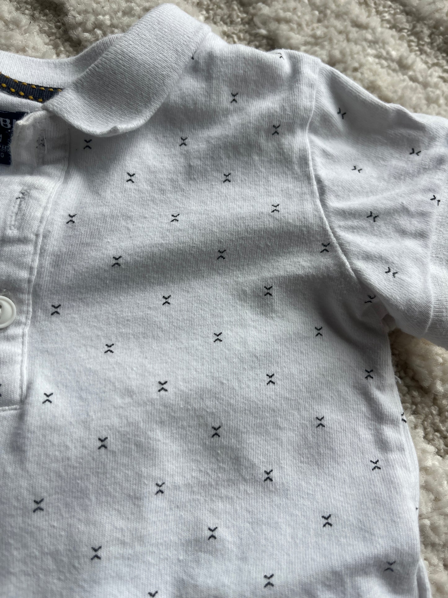 Polo à manches courtes blanc à motifs - 18 mois