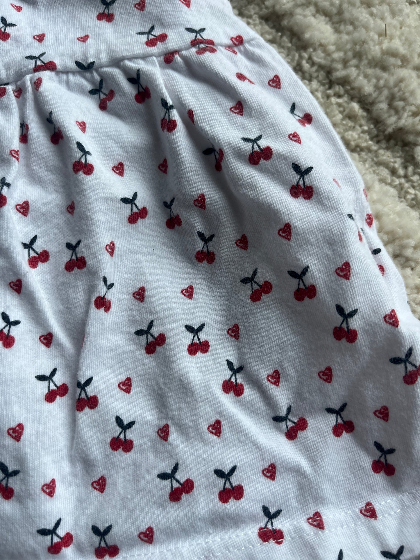 Robe sans manches blanche motifs cerises - 9 mois