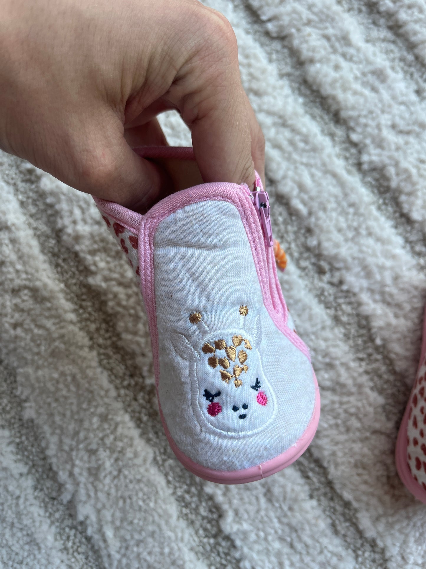 Paire de chaussons avec semelle rigide girafe - Pointure 20