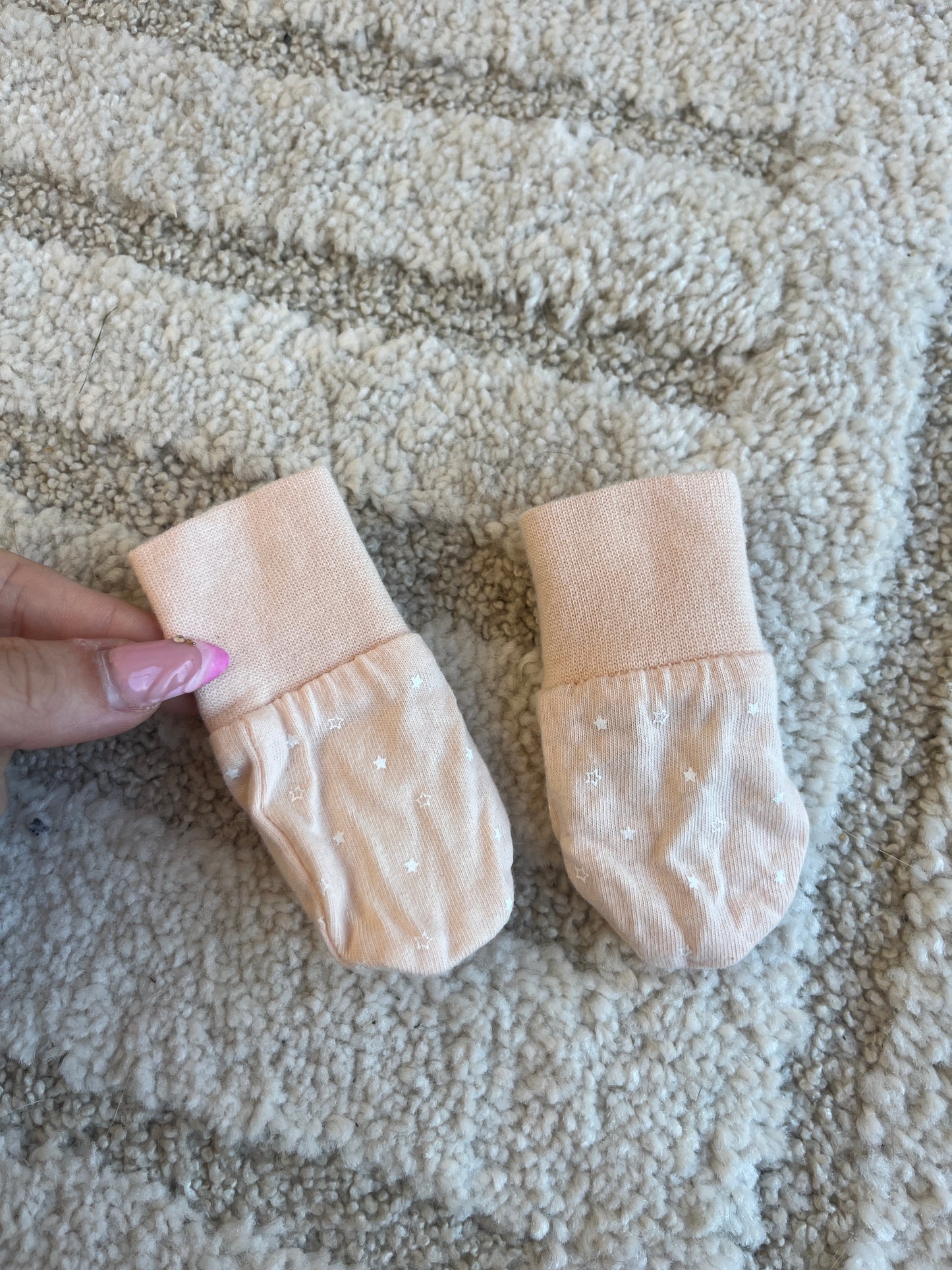 Paire de moufles anti-gratinures pêche motifs étoiles - naissance