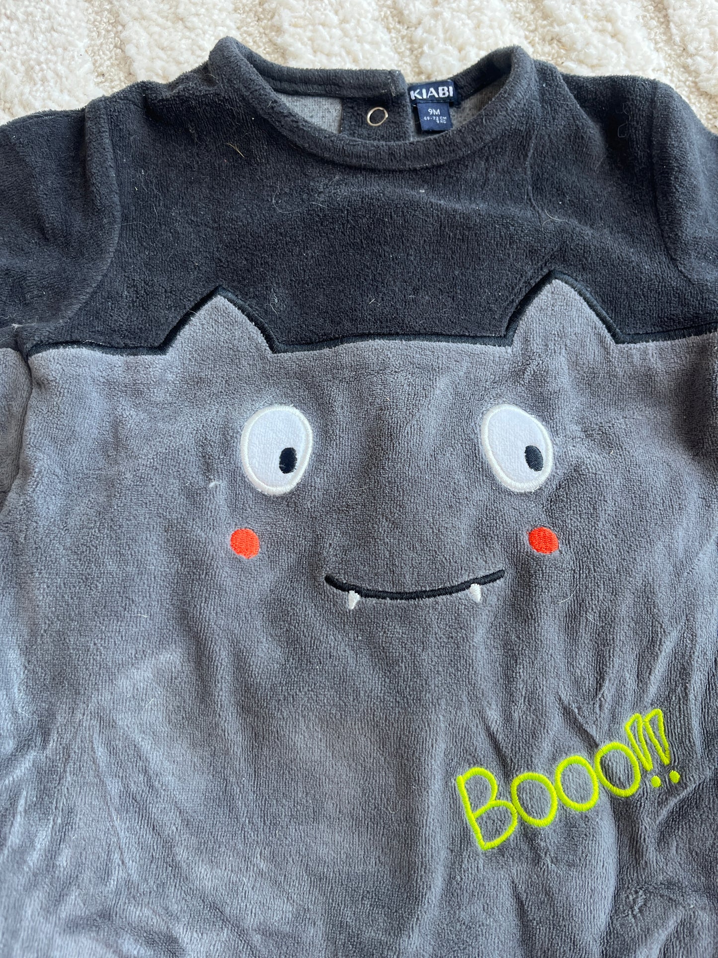Pyjama velours gris et noir chauve-souris - 9 mois