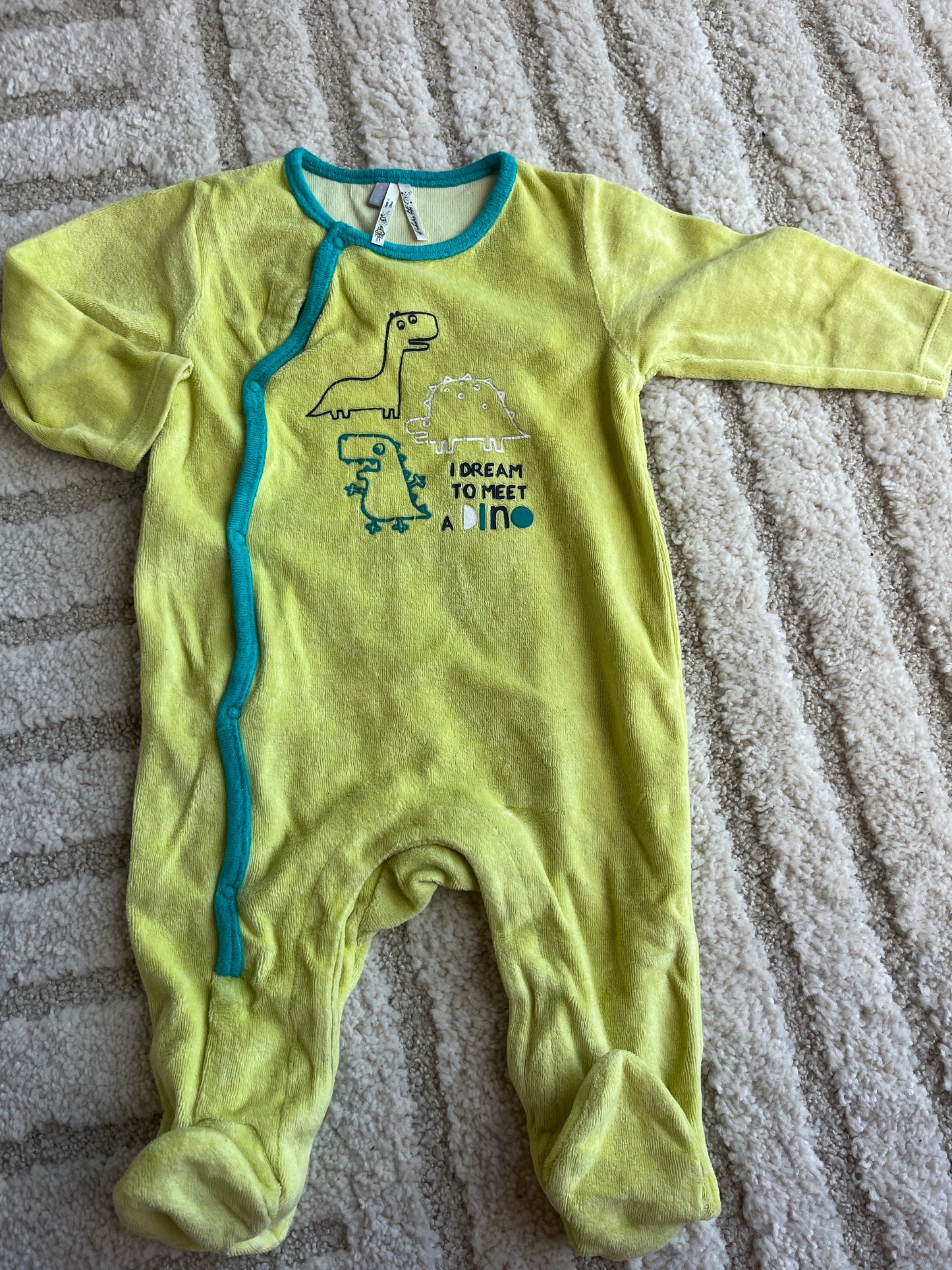 Pyjama velours jaune dinosaures « i dream to meet dino » - 9 mois