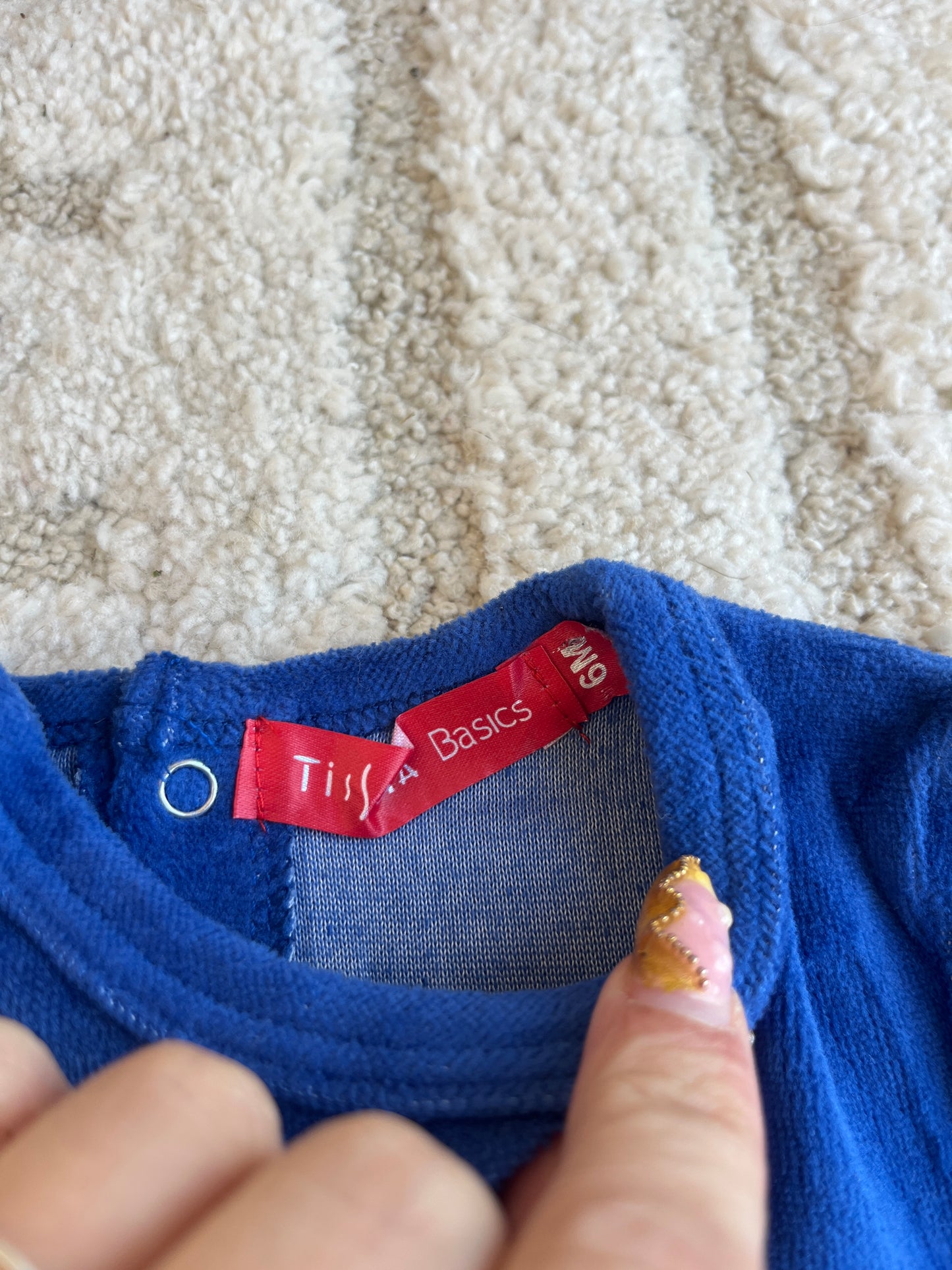 Pyjama velours bleu crocodile sur un skate - 6 mois