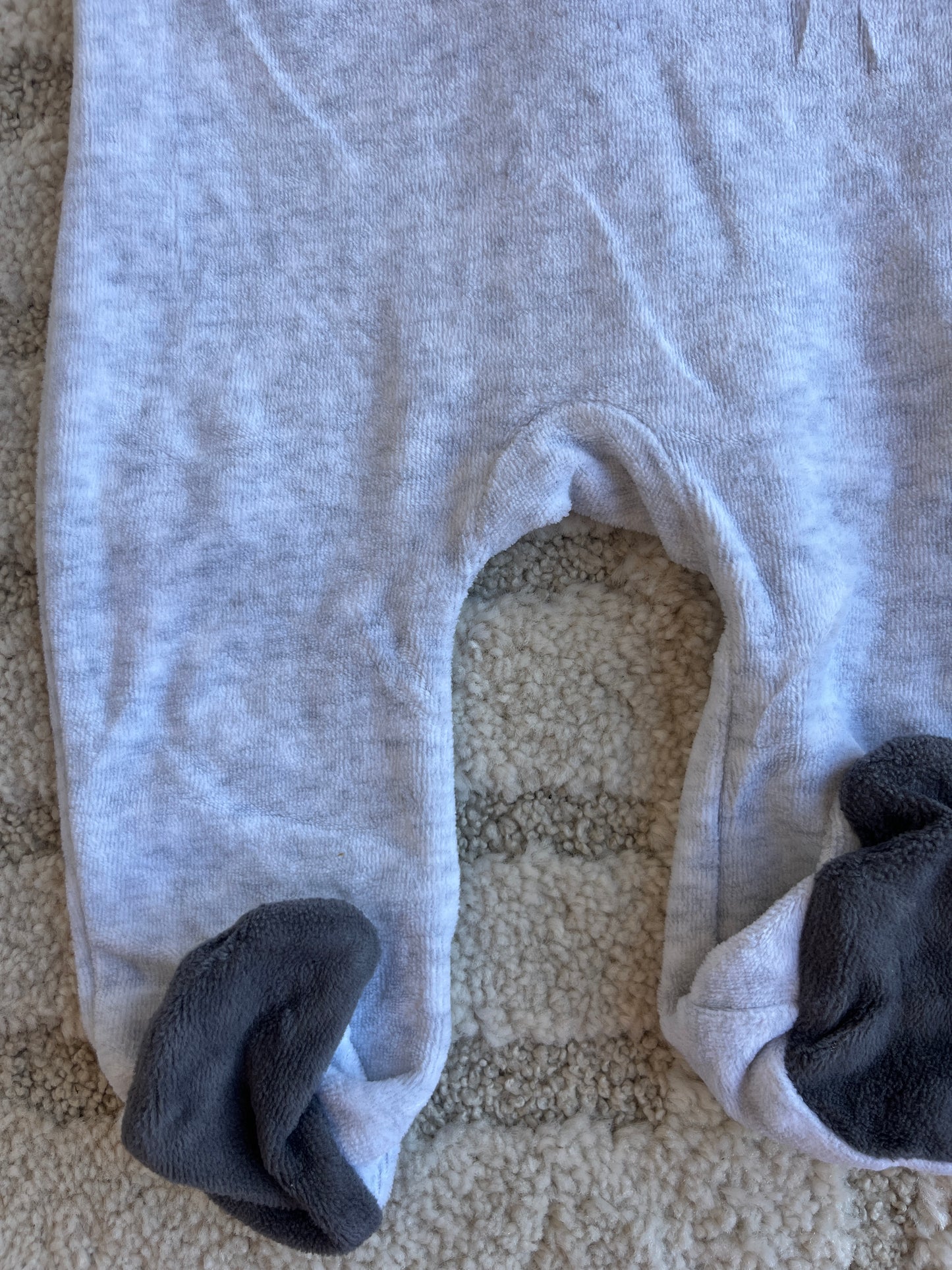 Pyjama velours gris tête de chien - 6 mois