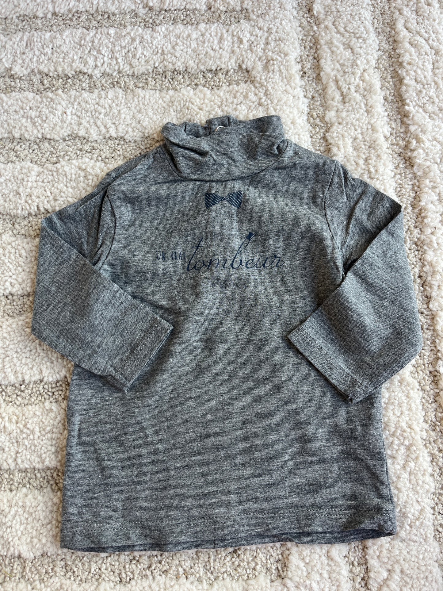 T-shirt à manches longues gris « un vrai tombeur » - 6 mois